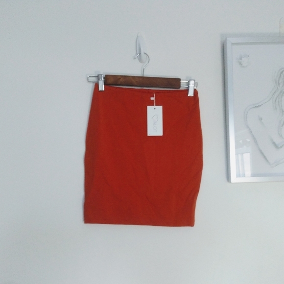 FREE SHIPPING| NWOT ALOT Mini Skirt Size 4 - Picture 1 of 5